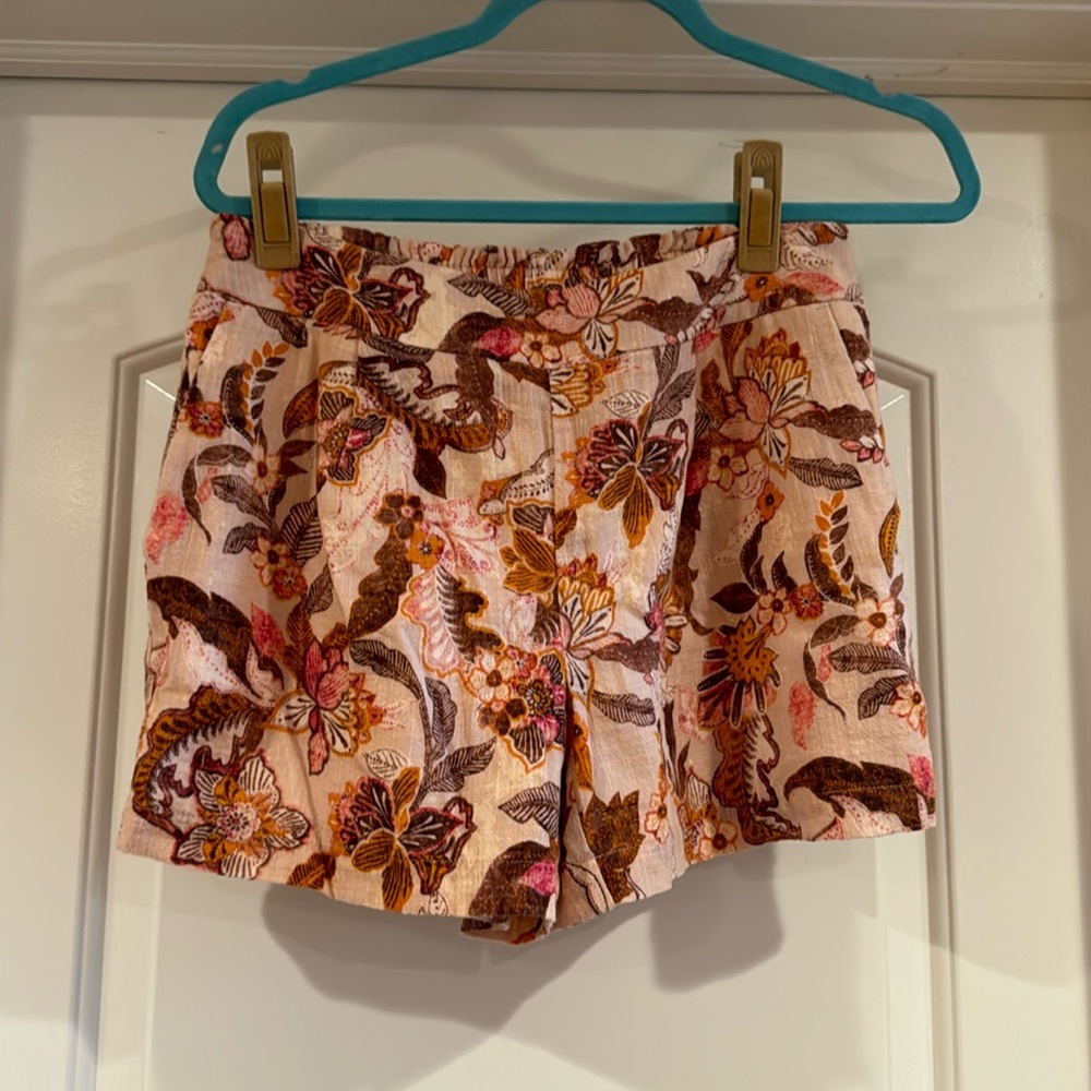 INC Floral Shorts size Petite Medium